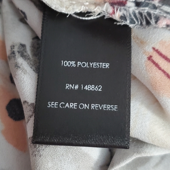 Torrid Georgette Keyhole Flutter Sleeve Blouse - Picture 6 of 10